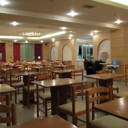 Admiral Hotel 4*